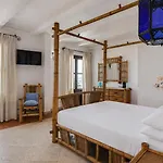 Hotel Phi Sighientu 4*