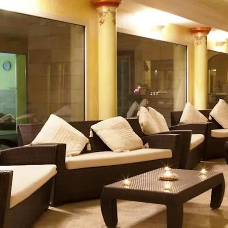 Phi Sighientu קפיטנה