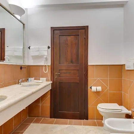 Phi Sighientu 4*