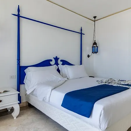 מלון Phi Sighientu קפיטנה