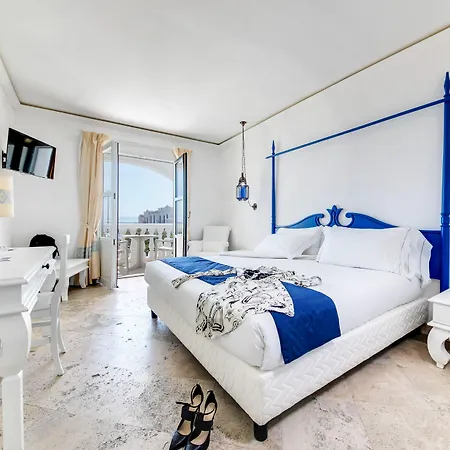 Phi Sighientu Отель 4*